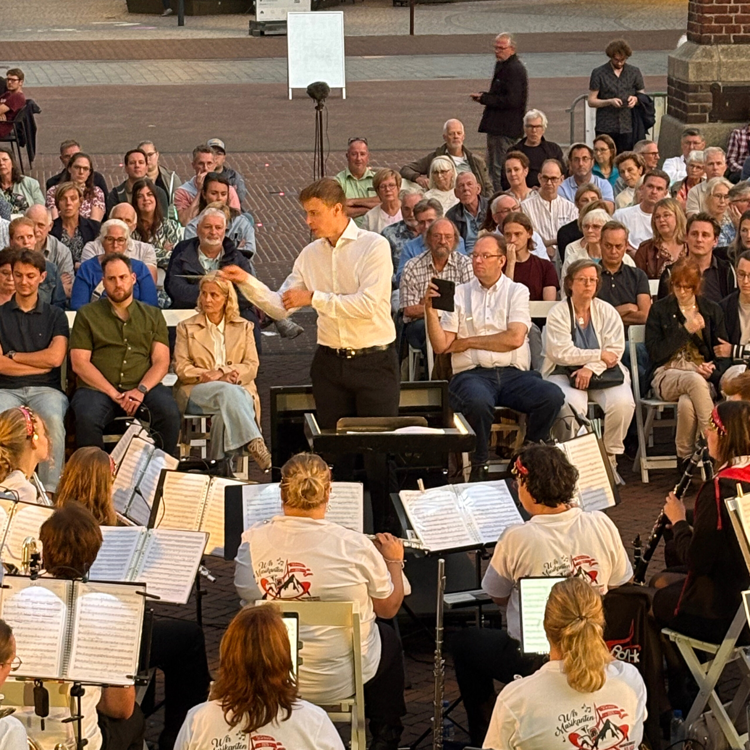 25/o7 Vakantieorkest Ad Hoc